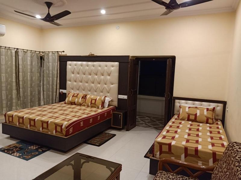 Scindhia Guest House Варанаси Екстериор снимка