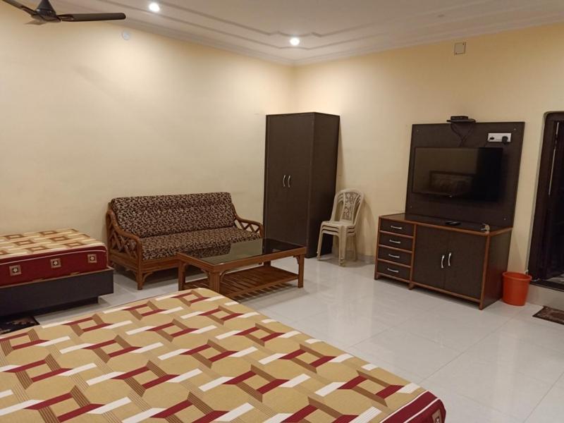 Scindhia Guest House Варанаси Екстериор снимка