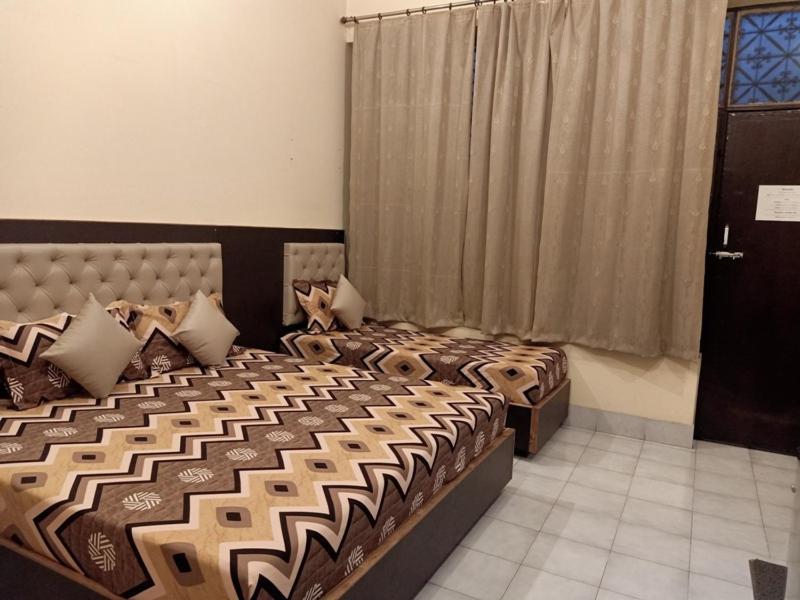 Scindhia Guest House Варанаси Екстериор снимка