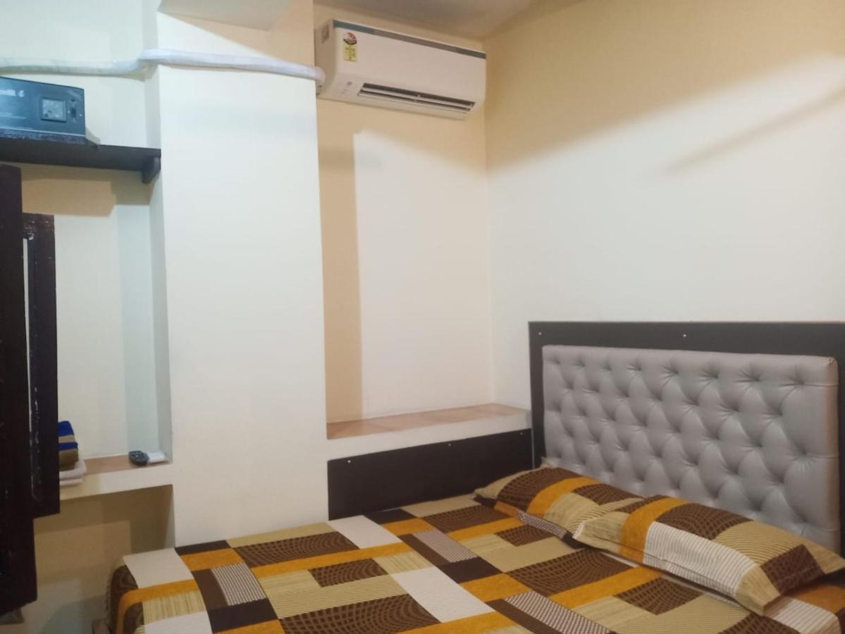 Scindhia Guest House Варанаси Екстериор снимка