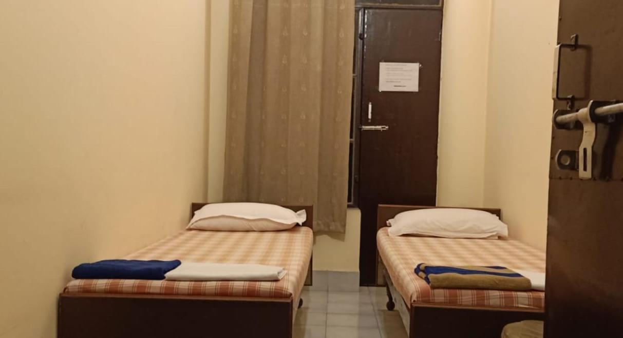 Scindhia Guest House Варанаси Екстериор снимка