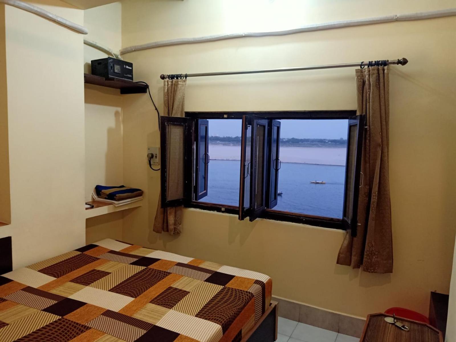 Scindhia Guest House Варанаси Екстериор снимка