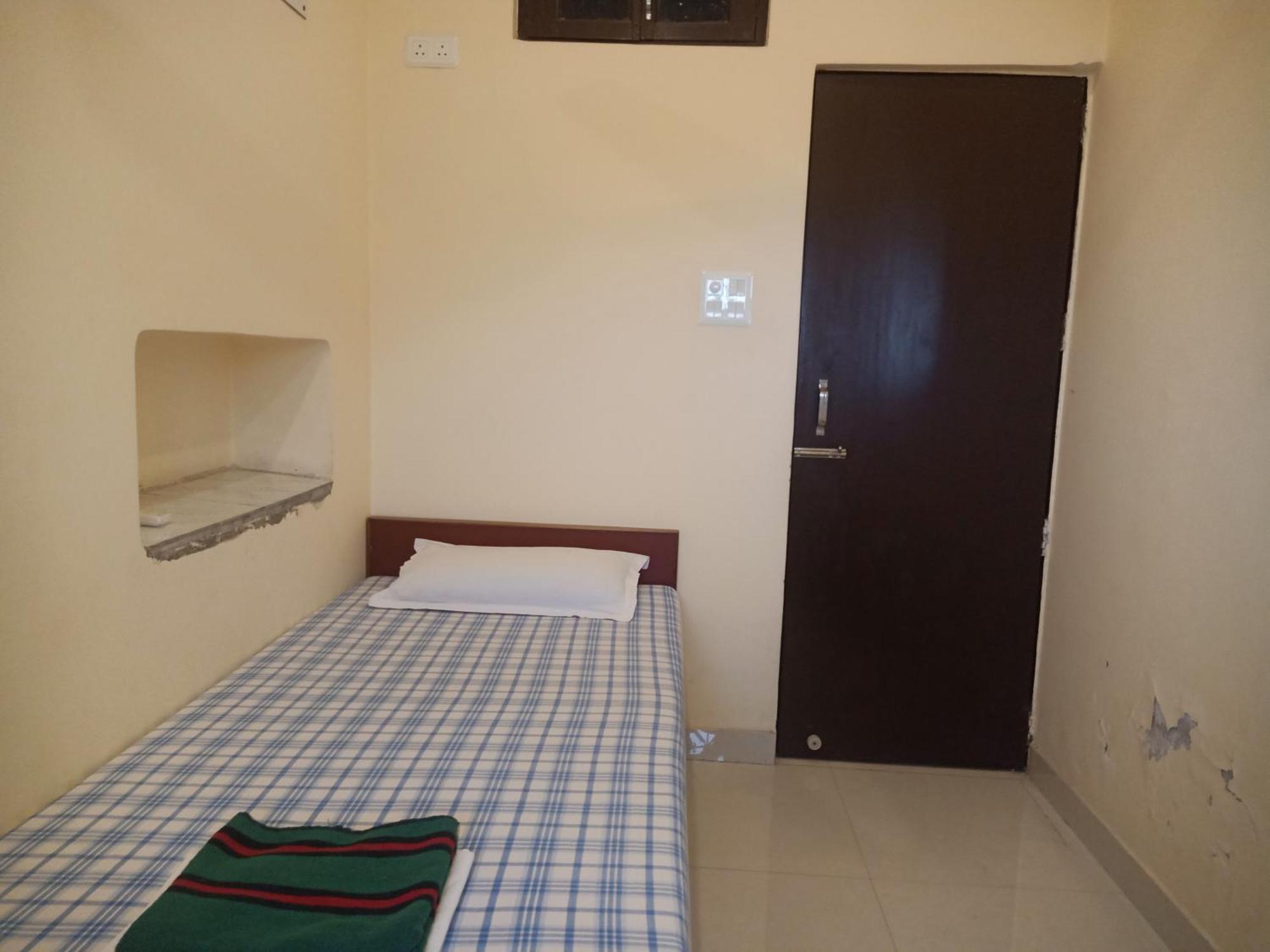 Scindhia Guest House Варанаси Екстериор снимка