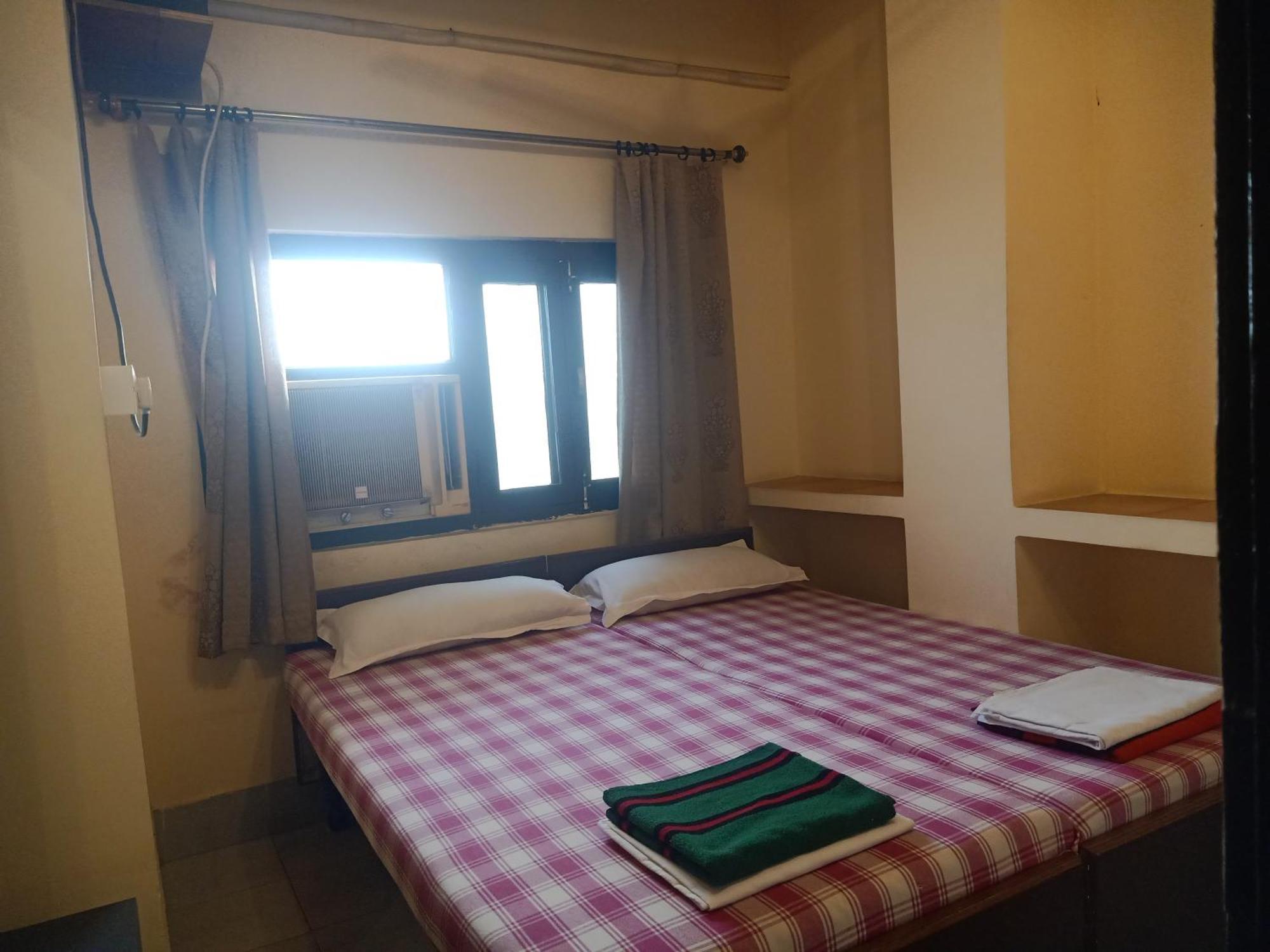 Scindhia Guest House Варанаси Екстериор снимка