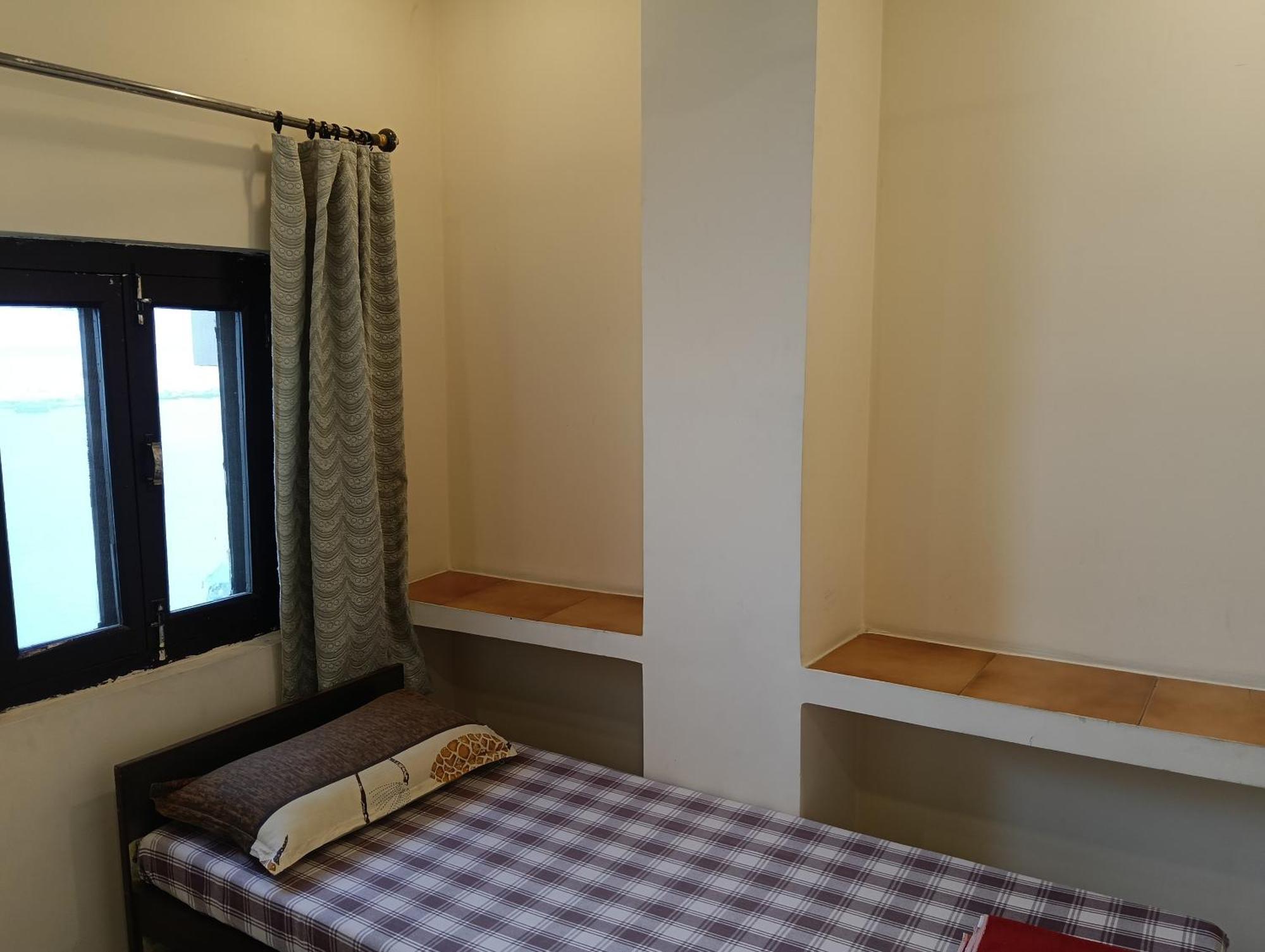 Scindhia Guest House Варанаси Екстериор снимка