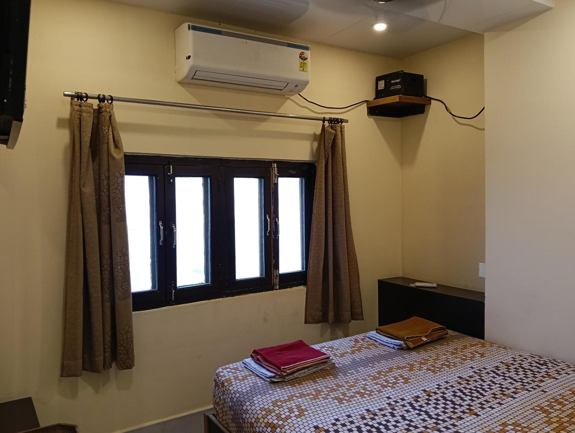 Scindhia Guest House Варанаси Екстериор снимка