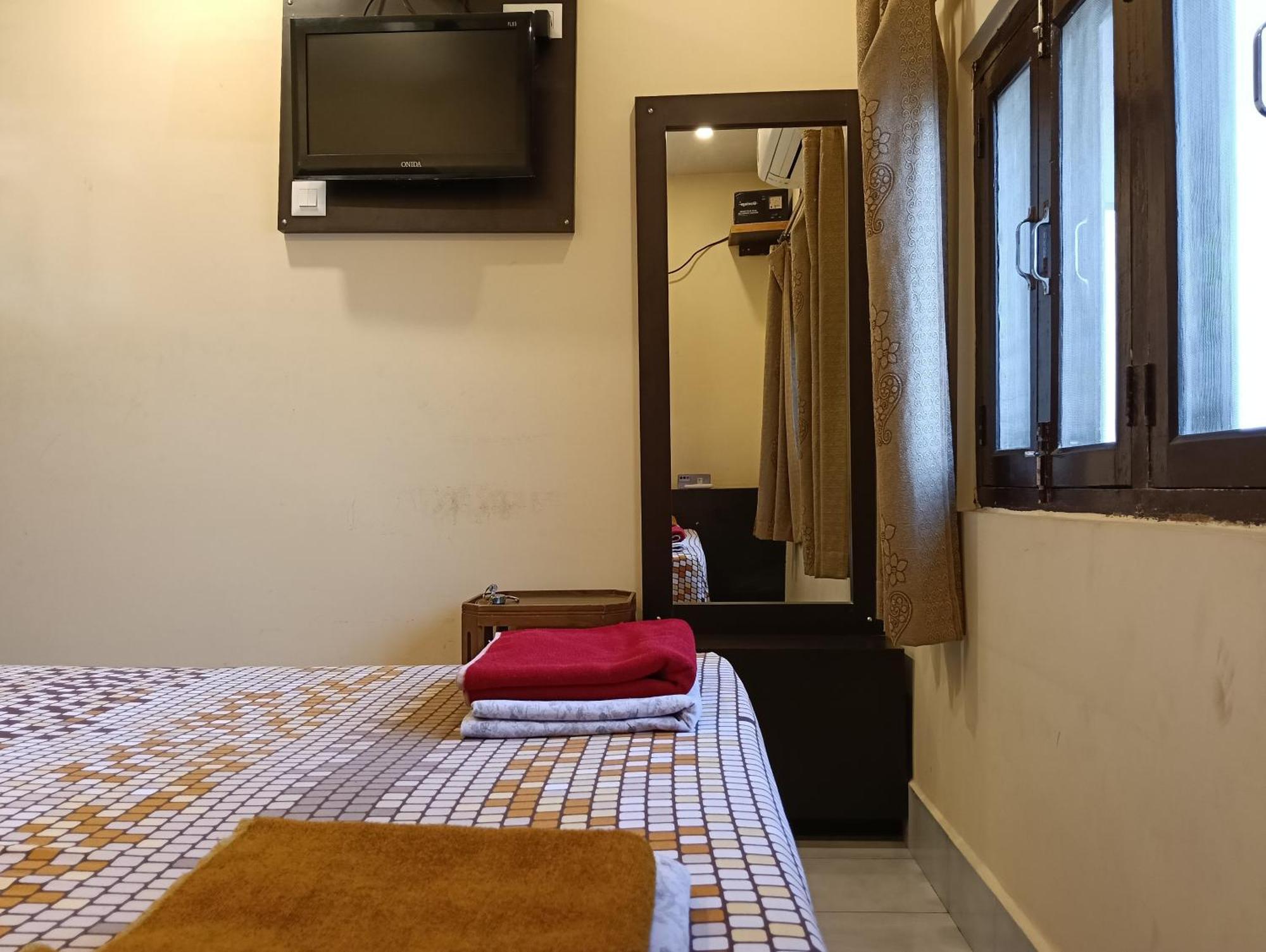 Scindhia Guest House Варанаси Екстериор снимка