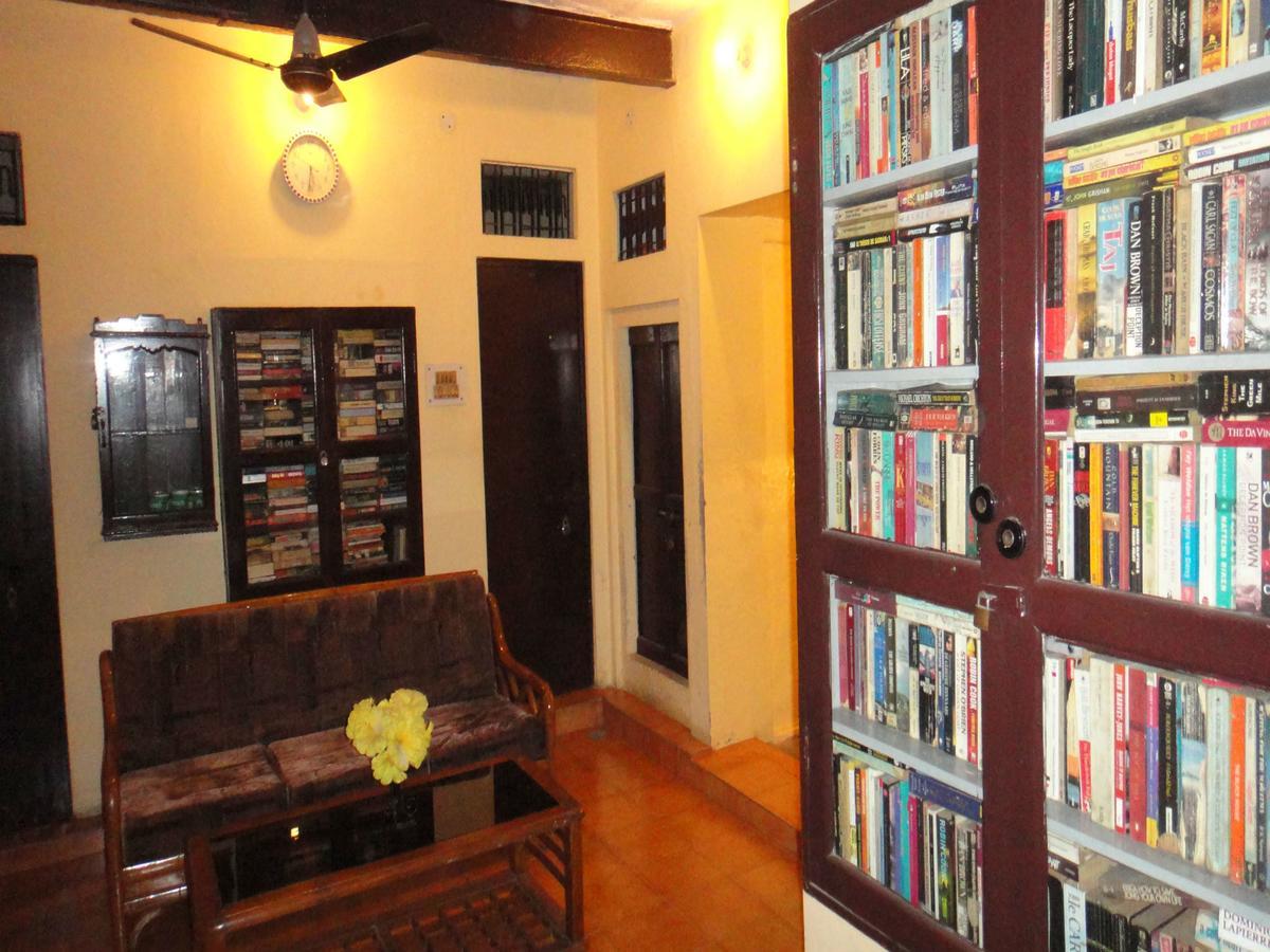 Scindhia Guest House Варанаси Екстериор снимка