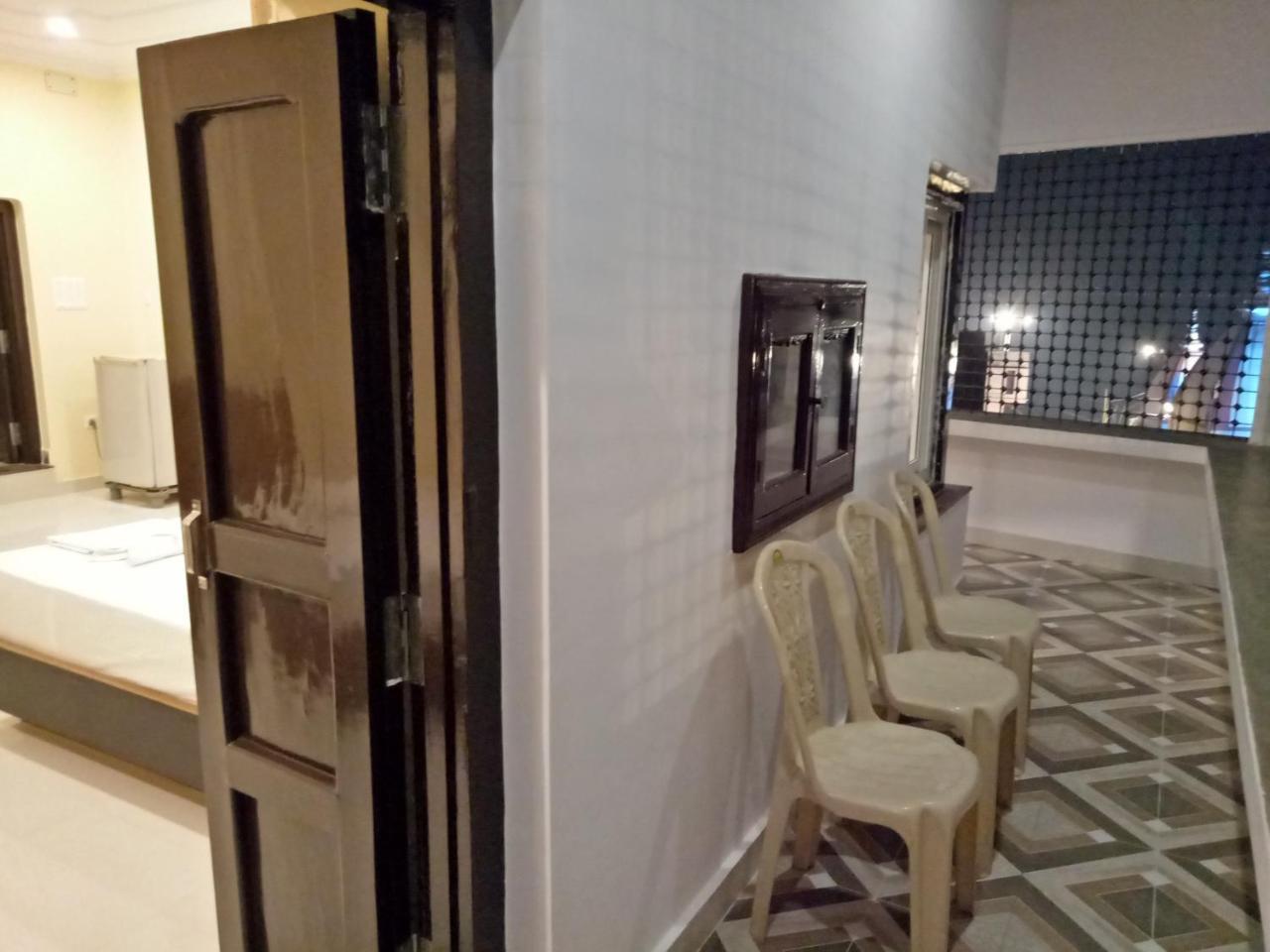 Scindhia Guest House Варанаси Екстериор снимка